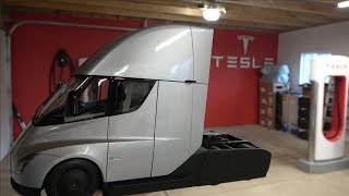 Tesla Semi Diecast 🚚 [upl. by Eihctir]