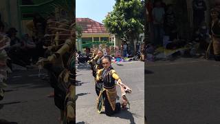 Sanggar Langit Alangalang display keren menorehartfestival shorts [upl. by Alastair919]