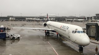 Delta Airlines Flight From Atlanta to Nashville [upl. by Garold]