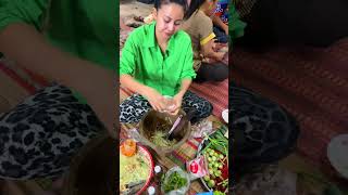 Papaya salad is so good  Thai Street Food [upl. by Keeton]