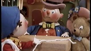 Noddys Toyland Adventures  Series 2 Episode 2  Noddy and the Useful Rope [upl. by Hadeis]