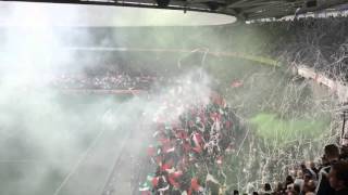 Feyenoord  Ajax sfeer bij opkomst in De Kuip 20151108 [upl. by Onnem383]