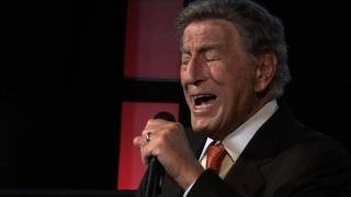 Tony Bennett Performs Body and Soul Honors Amy Winehouse [upl. by Neras]