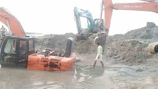 Excavator Stuck in mud excavator recovery to another two excavator2024 [upl. by Sivrup251]