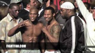 Floyd Mayweather Jr vs Sugar Shane Mosley Weighin  FightFancom [upl. by Dane955]