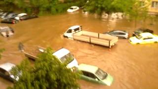 Bucuresti sub ape  inundatii [upl. by Sandra334]