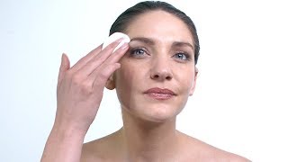 Comment appliquer l’autobronzant sur votre visage  How to apply the selftanning lotion on your face [upl. by Terrene]