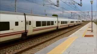 Trenes en la estación de Benicarló Peñiscola Junio 2013 [upl. by Aleinad]