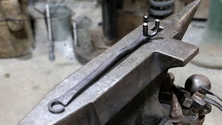 Forging a Tripod bending fork Blacksmith tool [upl. by Merriam]