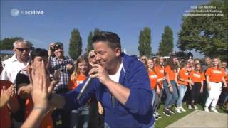 Kerstin Ott  Scheißmelodie  ZDF Fernsehgarten 25092016  Videogeschwindigkeit 1034x [upl. by Krakow]