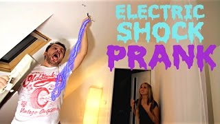 ELECTRIC SHOCK PRANK [upl. by Lanoil]