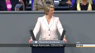 Anja Karliczek Stärkung der betrieblichen Altersversorgung Bundestag 10032017 [upl. by Jarv478]