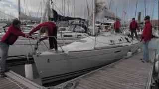 École de voile croisière  départ dun catway [upl. by Ailec]