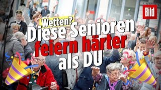 Hier zeigen 200 Senioren was Lebensfreude bedeutet  Flashmob in Bochum [upl. by Orlina]