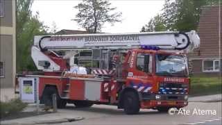 Uitruk brandweer Dokkum HW 024250 rukt met spoed uit naar een schoorsteenbrand in Nes D [upl. by Mile180]