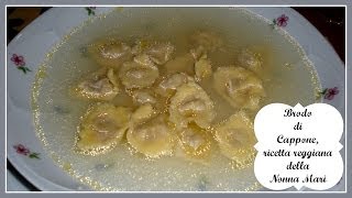 Brodo di Cappone  Italian Style Chicken Broth eng sub [upl. by Venita68]