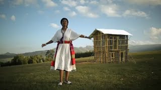 Hot New Ethiopian Traditional Music 2014 Emebet Negasi  Senda Bel [upl. by Cranford]