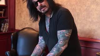 SixxAM  The Heroin Diaries 10th Anniversary Edition deluxe vinyl unboxing by Nikki Sixx [upl. by Rammaj]