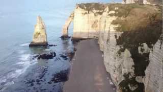 Les falaises dEtretat en Normandie HD 1080p [upl. by Marrin655]