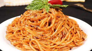 Classic Tomato Spaghetti  Spaghetti Pasta In Tomato Sauce  Easy Pasta Recipe [upl. by Asirralc374]