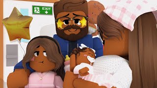 🧸Meeting Our NEW BABY FIRST HOME SERIES Roblox Family Roleplay bloxburg [upl. by Llekcor]