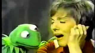 Kermit and Julie Andrews sings Being Green [upl. by Nairrad]