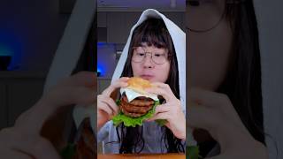 How to make Krispy Kreme Cheese Burger [upl. by Perren]