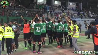 MO Bejaia 42 GC Mascara  Les joueurs glorifient la victoire avec les supporters [upl. by Nyrb116]