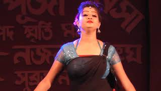 Dance of a dancer to the tune of bengali songssong name  gora tui kosto pabi humke dekhe [upl. by Kelci]