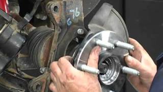 How to Remove amp Install A Truck Hub Bearing Assembly with Timken [upl. by Arda]