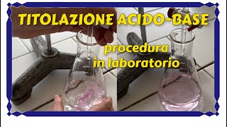 Titolazione acidobase in laboratorio di chimica titolazione di acido cloridrico con NaOH [upl. by Whitney]