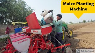 Maschio GASPARDO Vacuum planter  Maize Corn Planter [upl. by Namzzaj]