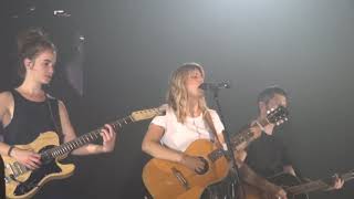 Louane  Jour De Pluie  Paris 22062018 [upl. by Cl127]