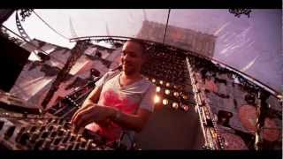 Wildstylez Feat Niels Geusebroek  Year Of Summer Official Videoclip [upl. by Berkin181]