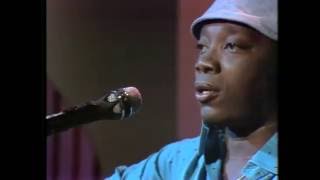 Milton Nascimento e Wagner Tiso ao vivo 1980 COMPLETO [upl. by Nnayrrehs]