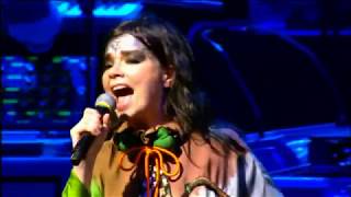 Björk  Hyperballad Live at Glastonbury 07 [upl. by Anelim222]