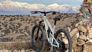 Commencal Meta V5 Custom Build [upl. by Shanleigh]