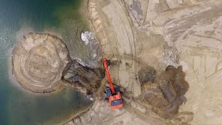 Waterskiën met een graafmachine  Het Lichaam Van Coppens [upl. by Banebrudge]