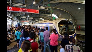 4K How to walk from BTS station transfer to Airport Rail Link ahead to Suvarnabhumi Bangkok [upl. by Satsoc]