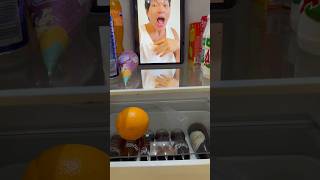 How to eat ice creamcomedy funny humor happy 搞笑 shorts [upl. by Cartan]