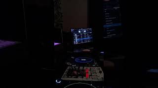 blend practice 2 Intimate  Groove lc6000 numarkscratch seratodjpro [upl. by Thomson140]