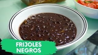 FRIJOLES NEGROS ESTILO CUBANO potaje fácil y delicioso [upl. by Enela]