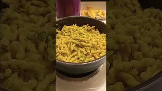 Creamy Pasta Broccoli Easy Peasy Budget Friendly Food pasta onepot  simplecooking [upl. by Ahsem716]