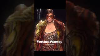 Versace runway editsrunwayfashion runway bellahadid catwalk kendalljenner versace irinashayk [upl. by Aldwon]