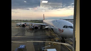 Virgin Atlantic A340600  Upper Class  London to Delhi Highlights [upl. by Belding]