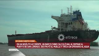 Espectacular persecución de la Prefectura argentina a un barco pesquero chino Sm [upl. by Eaton]