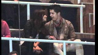 Cristiano Ronaldo y Irina Shayk en el palco del bernabeu [upl. by Humphrey]