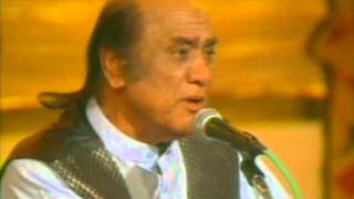 Yeh Dhuwan Kahan Se Uthata Hai The Greatest Ustad Mehdi Hassan Khan Ptv Classics [upl. by Woody]