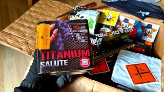 Pyromaniax Unboxing 2023 Feuerwerk Vuurwerk Openning 💥 Pyro Shop Bestellung⚡ [upl. by Mcarthur]