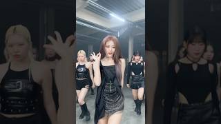 So are you ready tonight 🐈‍⬛🌙 TWICE 트와이스 TZUYU 쯔위 abouTZU RunAway [upl. by Tirzah128]